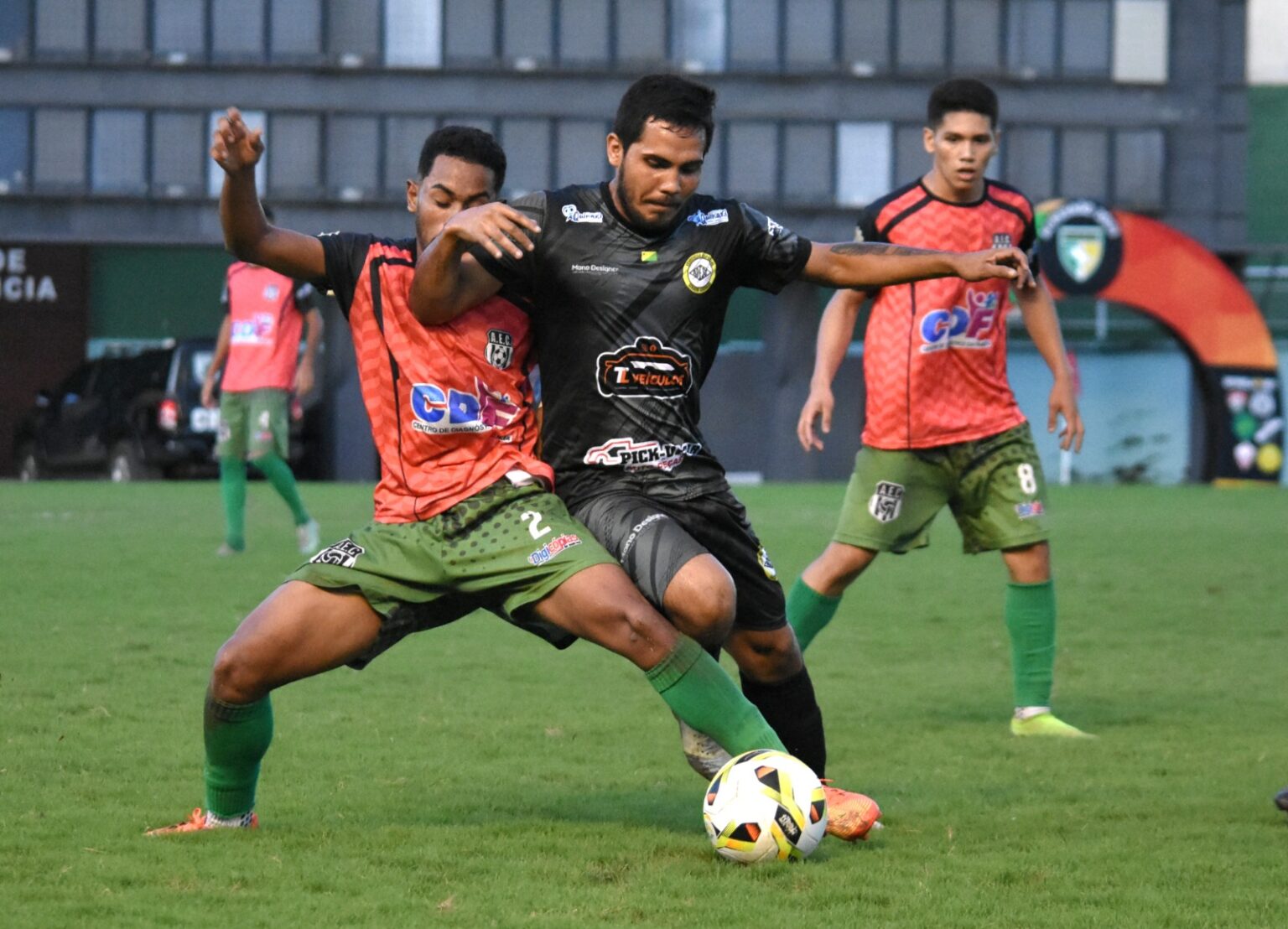 Adesg e Andirá fizeram um primeiro tempo de muita força física e pouco futebol. Foto/Manoel Façanha